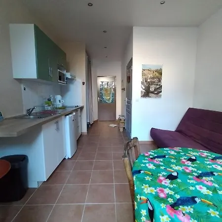 Cap Corse/Bastia. Studio Bord De Mer 2 Personnes. Apartment Santa-Maria-di-Lota