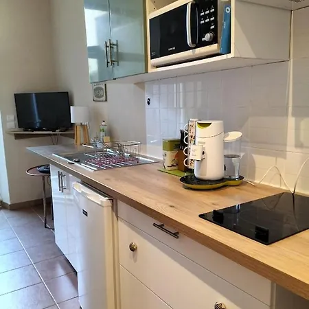 Cap Corse/Bastia. Studio Bord De Mer 2 Personnes.