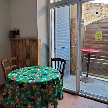 Cap Corse/Bastia. Studio Bord De Mer 2 Personnes. *